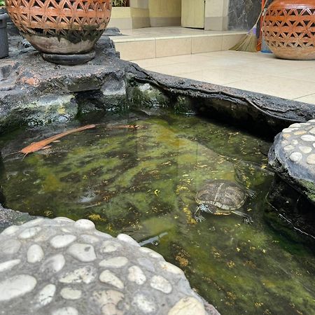 Hotel Priangan Cirebon Luaran gambar